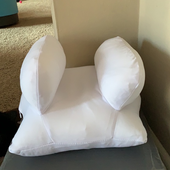 Angel cradle pillow - Picture 2 of 3